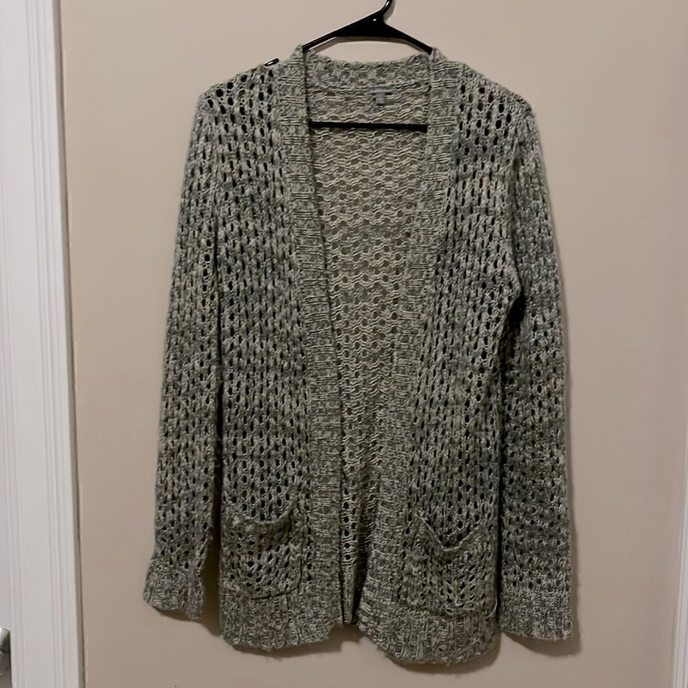 Womens’ Charlotte Russe Cardigan Sweater Size L